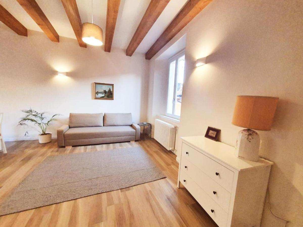 Residenza La Ruga Matilde & Eleonora Apartments Lake Verbania Bagian luar foto